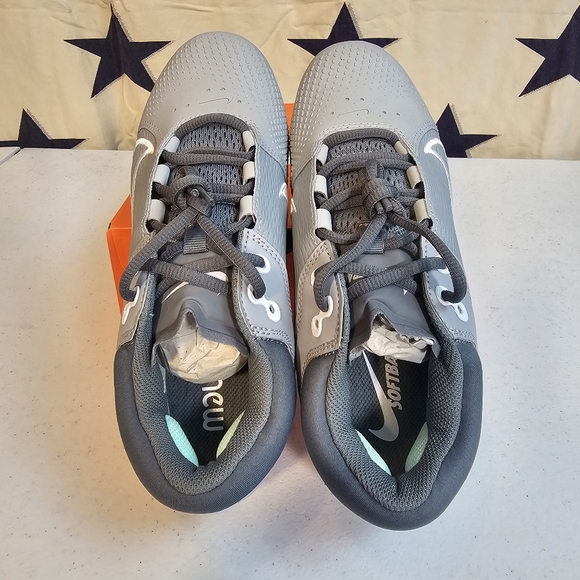 Nike Softball Hyperdiamond 4 Elite - Women Size 7 - Wolf Grey White Cool Grey - Picture 6 of 8